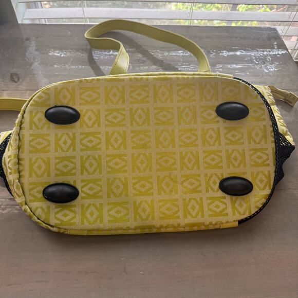 Yellow Vented Vintage Pet Carrier Tote - Picture 9 of 12